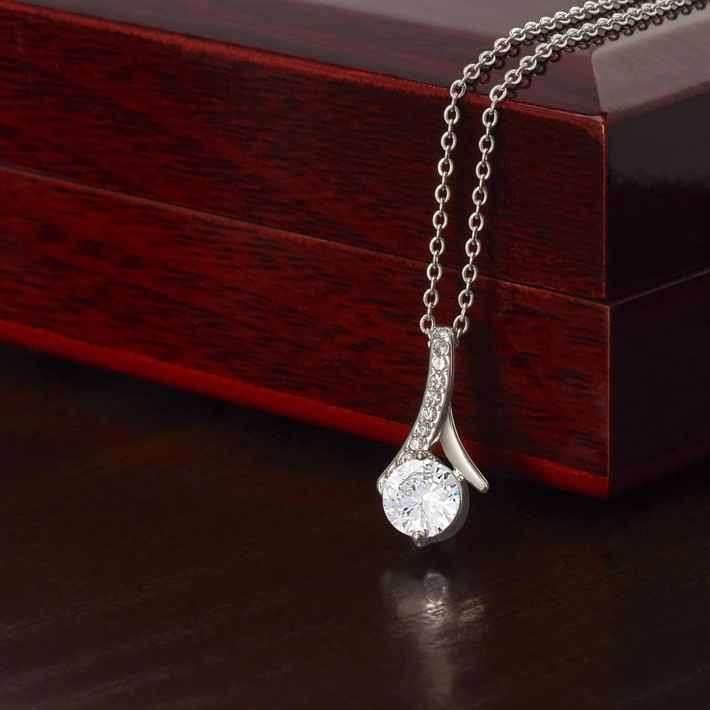 14k White Gold Alluring Beauty Necklace Gift For Her Luxury Box
