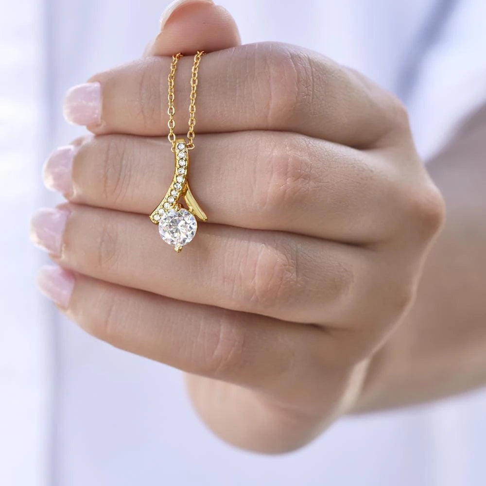 18k Yellow Gold Alluring Beauty Necklace Apology Gifts for Her I'm Sorry Display In Hand