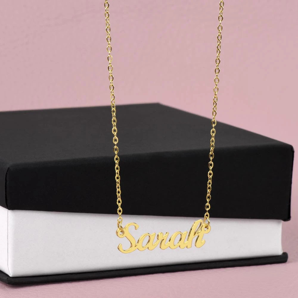18k yellow gold custom name necklace for her standard box
