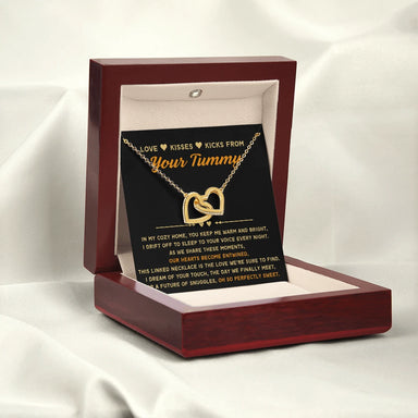 To A Mom To Be 18k Yellow Gold Interlocking Hearts Necklace From Baby in the Womb So Sweet Message Card Jewelry Luxury Box