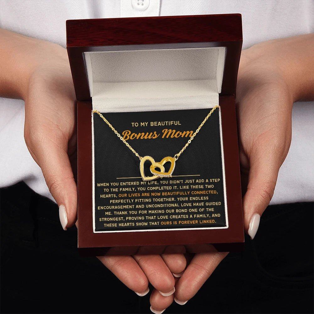 To My Bonus Mom 18K Yellow Gold Interlocking Hearts Necklace From Children Forever Linked Message Card Jewelry Luxury Box