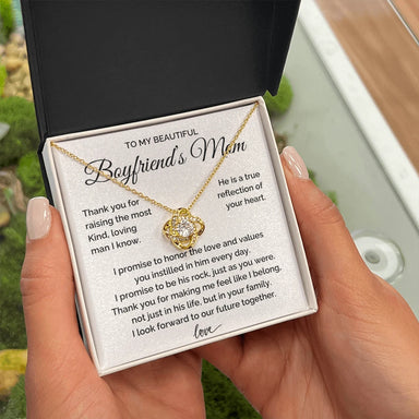To My Boyfriend's Mom 18K Yellow Gold Love Knot Necklace From Girlfriend Thank You Message Card Standard Box